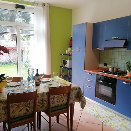 La Casa Di Marzia Apartment Bardolino Exterior photo
